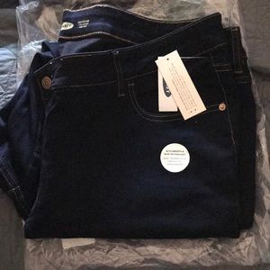 Bnwt Old Navy Rockstar super skinny size 24